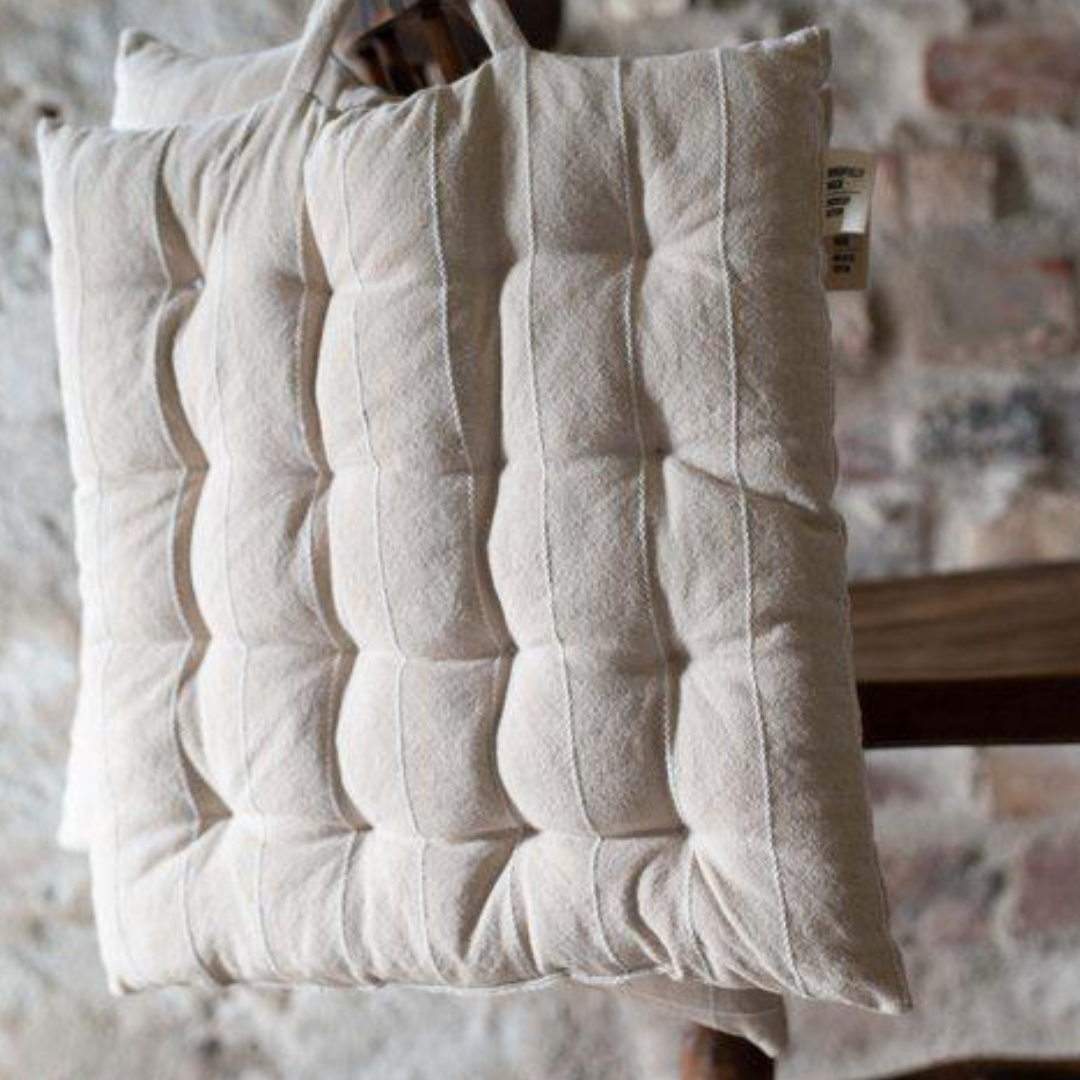 Lucas sittdyna från Fondaco, beige/vit, randig