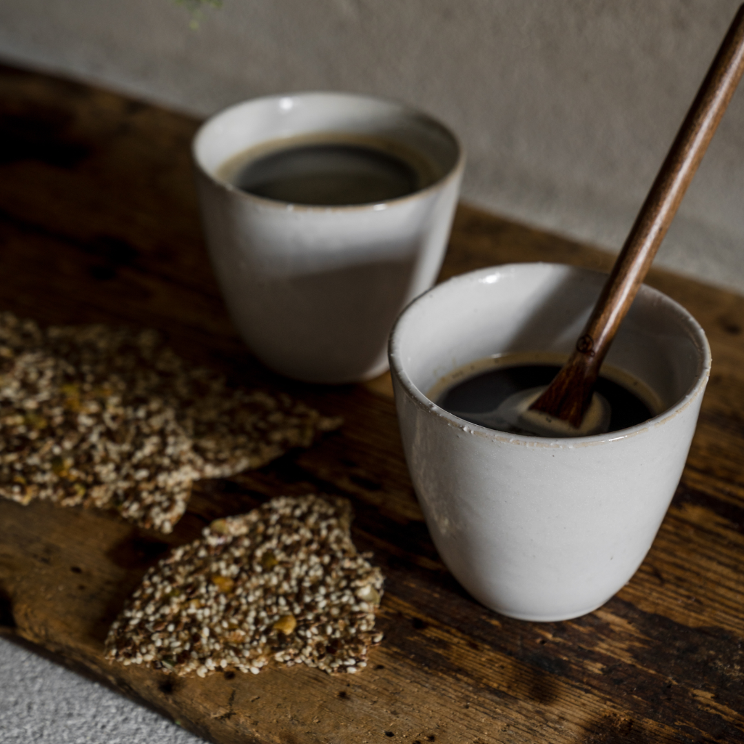 Mugg utan öra från Ernst Form, naturvit