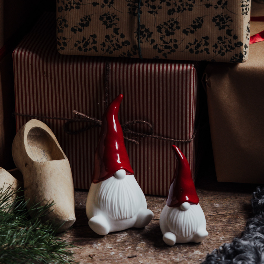 Noel tomte från Storefactory, vit/röd, liten