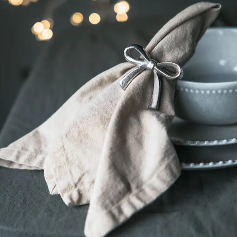 Servettringar Rosett från A Lot Decoration, silver 12-pack
