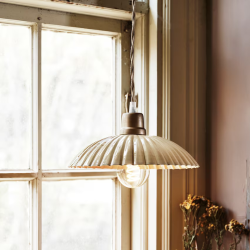 Taklampa Ingrid från Strömshaga, beige, stor