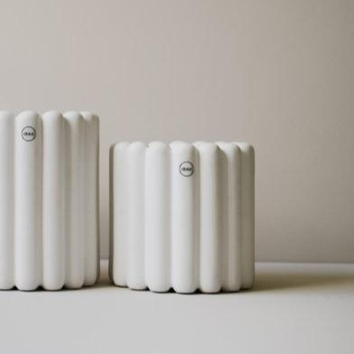 Mist kruka från DBKD, vit, liten