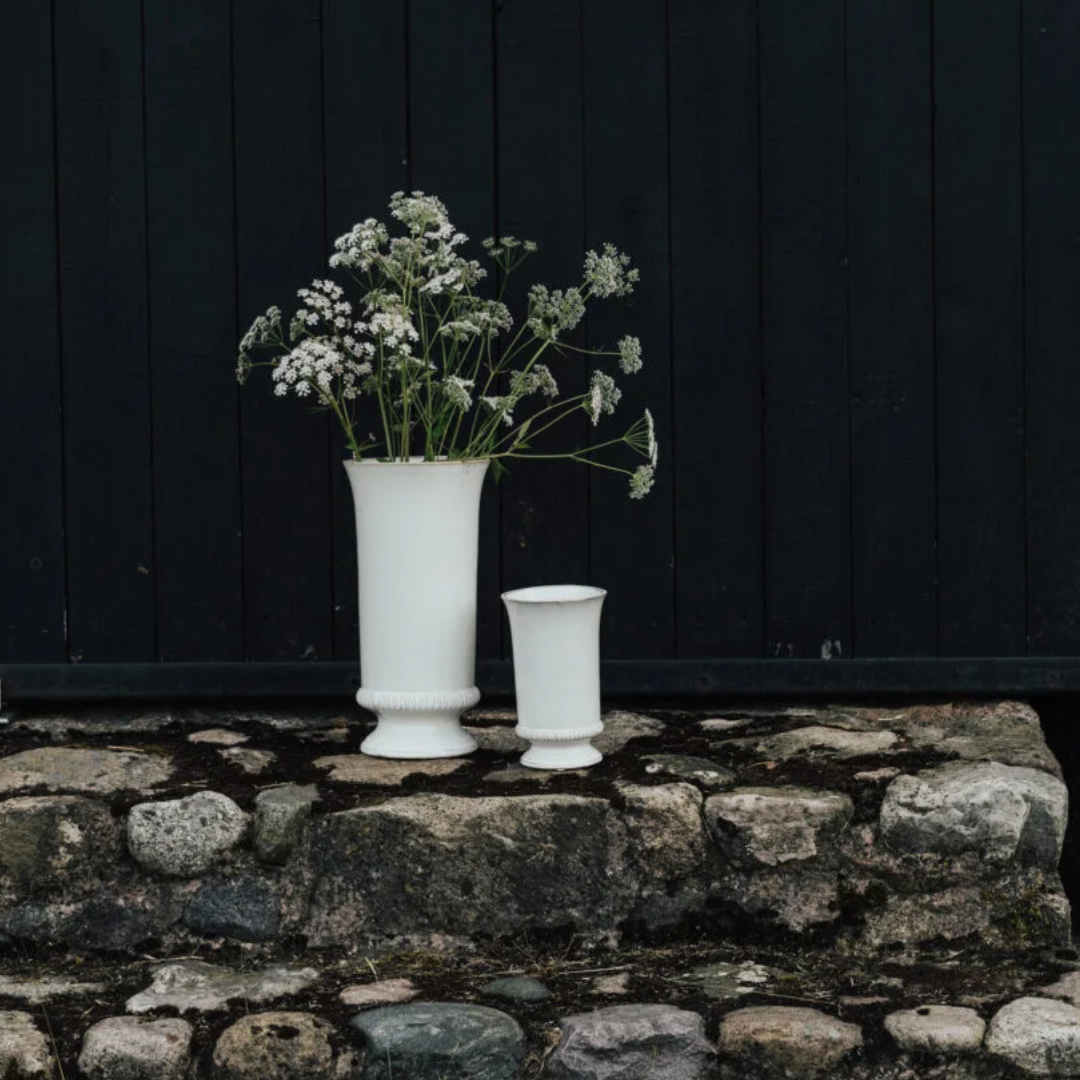 Antoinette vas liten från Olsson & Jensen, vit