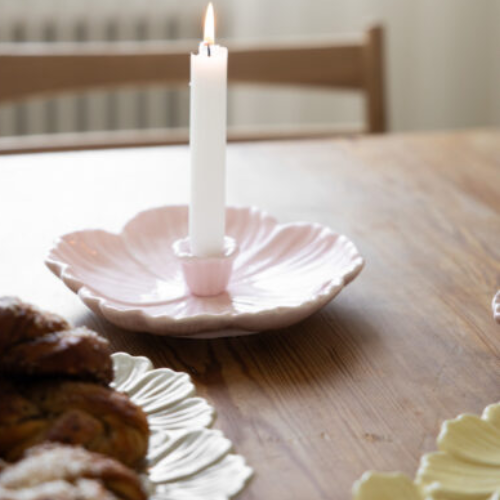 Botanik ljusstake från Storefactory, rosa, stor,  vår, påsk , storefactory, inredningsbutik Kalmar, inredning, lantligt, lantlig inredning, keramik, Heminredning,  dukning, duka
