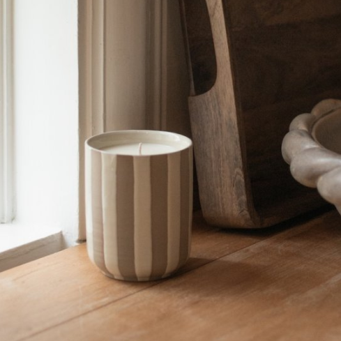 Doftljus från DBKD, randigt, 60 h brinntid