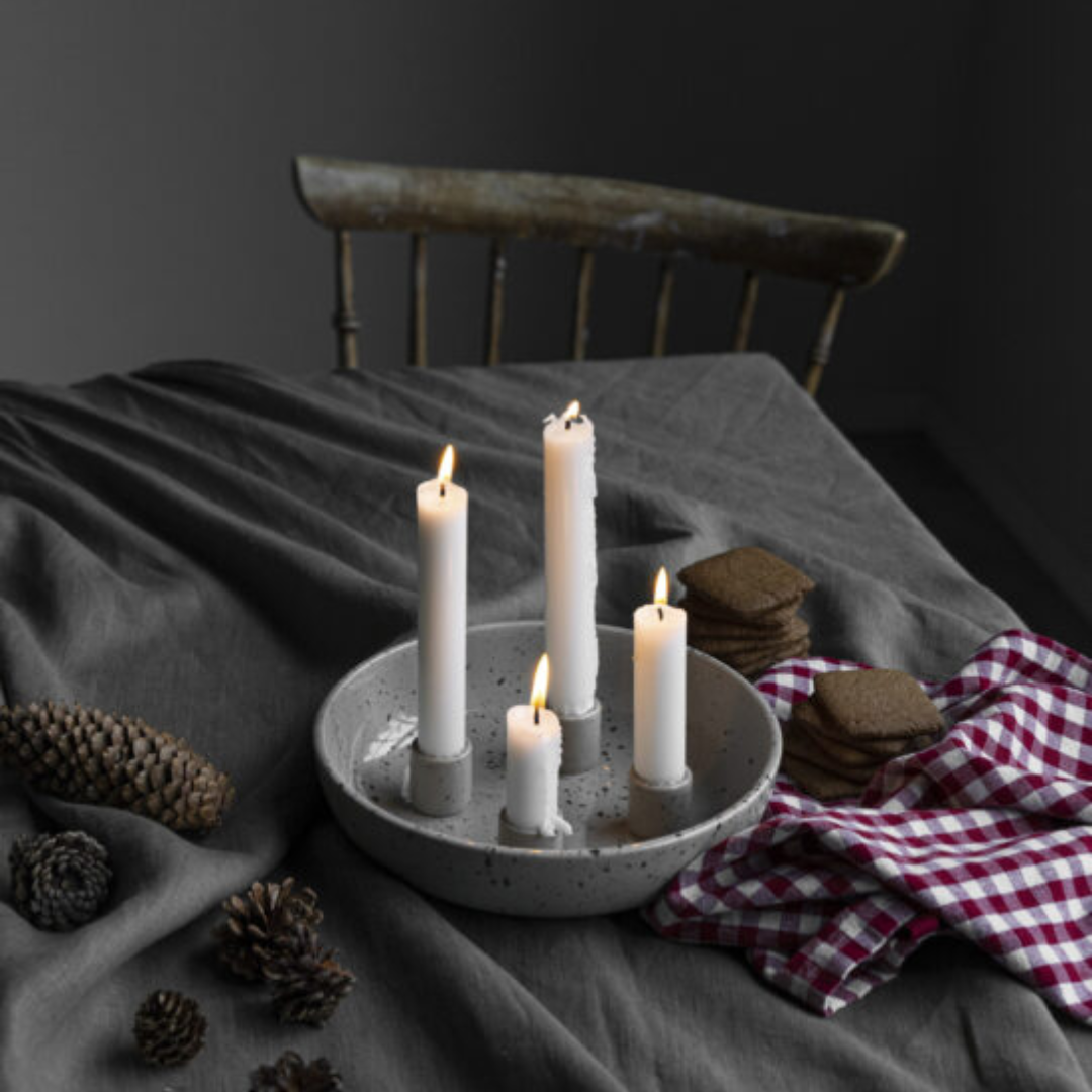 Granholmen adventsljusstake/ljusstake från Storefactory, natur, liten