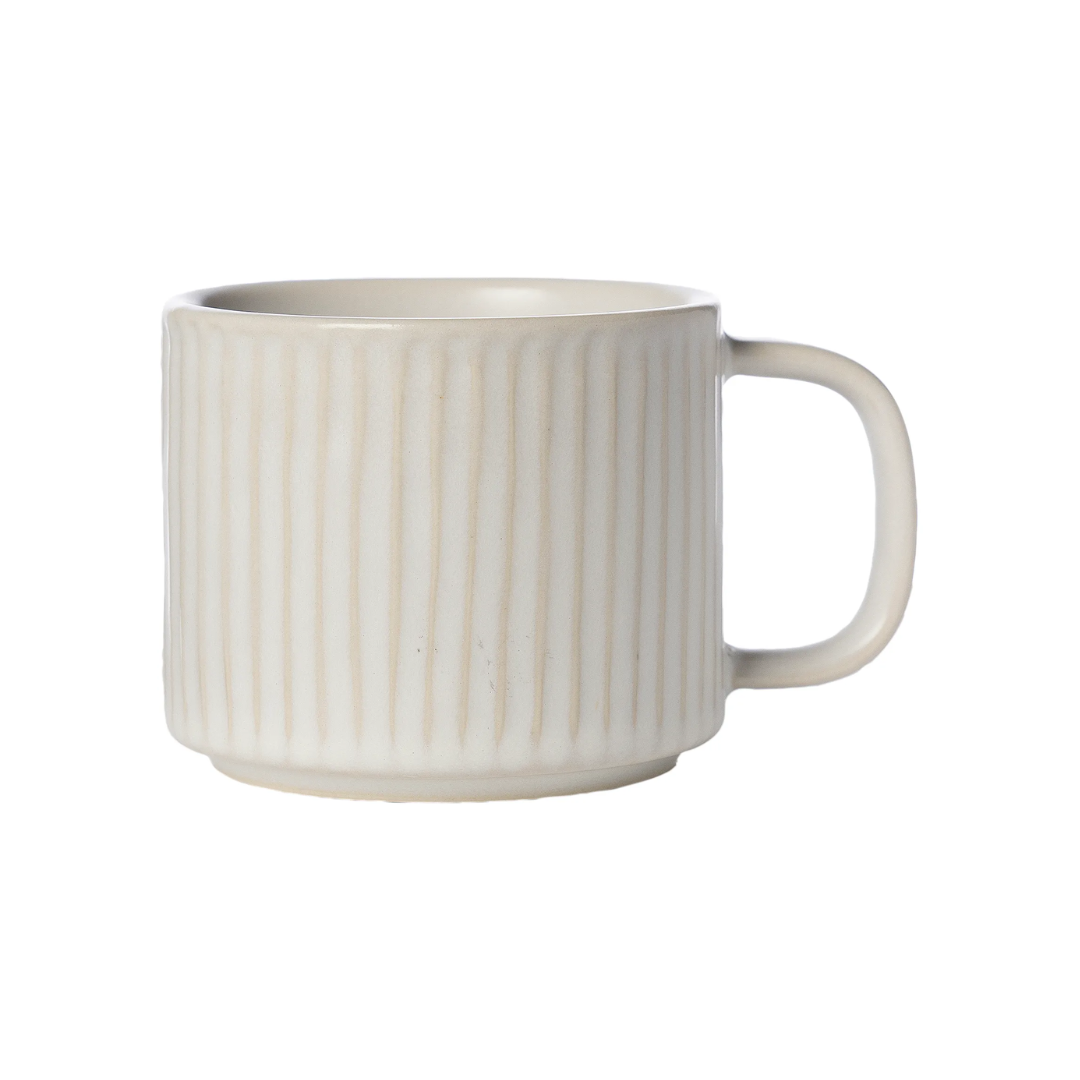 Kaffekopp från Ernst Form, räfflad naturvit