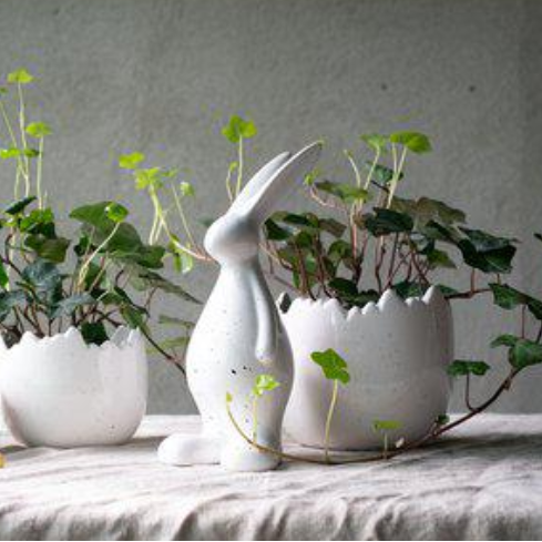 Mona kruka från Wikholm Form, vit, stor 14x13 cm