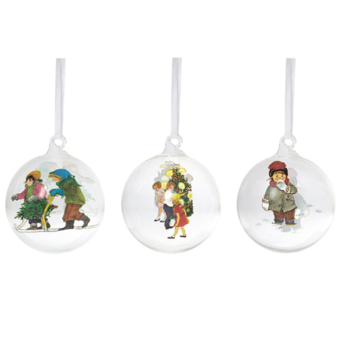 Julkulor i glas Barnen i Bullerbyn från Storefactory, med motiv 3-pack, Kapitel 1