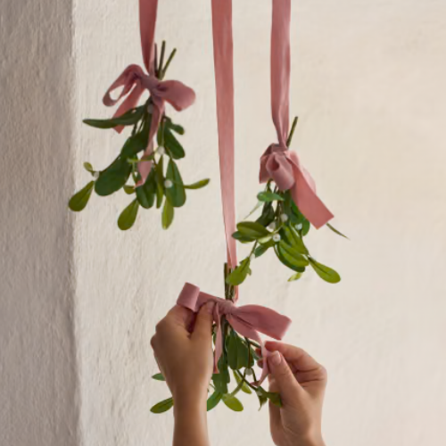 Mistel plastblomma, från Mr Plant, 18 cm, med naturtrogna blad och bär