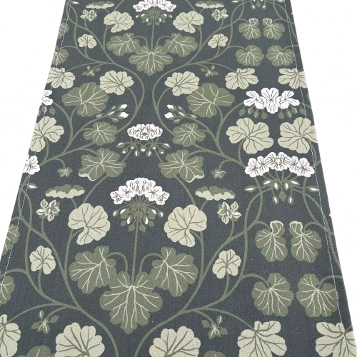 Pelargon löpare från Lundbotex, vit/grön,40x140 cm